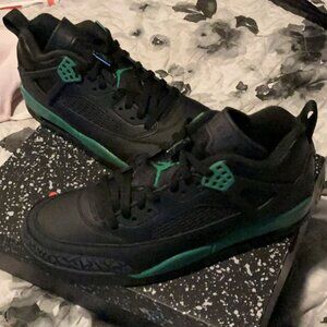 jordan spizikes lows green and black color way